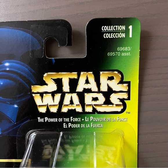 Star Wars Princess Leia Organa as Jabba’s Prisoner - Picture 2 of 9